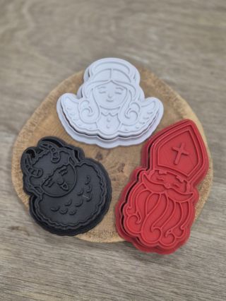 Zima už klepe na dveře ❄️✨ Na našem e-shopu najdete spoustu novinek se zimní a vánoční tématikou 🎄🎅 Od vykrajovátek přes...